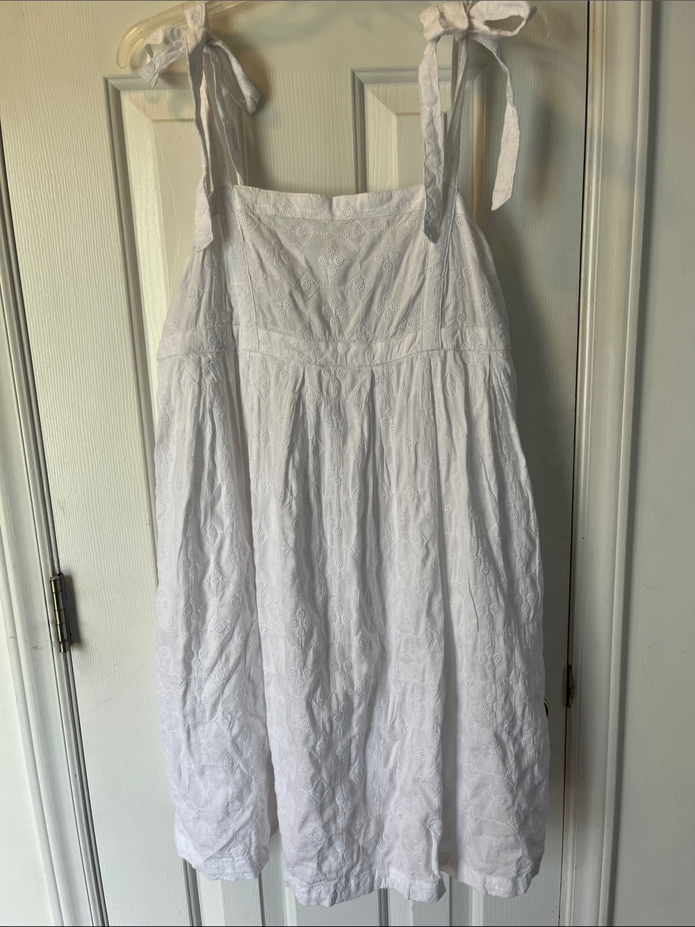Old Navy White Empire Waist Calla Lilly Eyelet Midi Dress Cottagecore Sundress